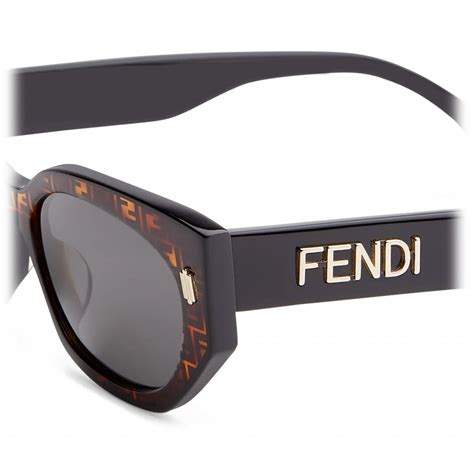 occhiali da sole 2022 fendi|Fendi.